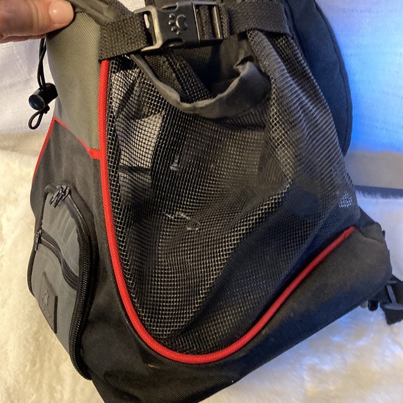 Top Paw Backpack Pet Carrier - Picture 6 of 7